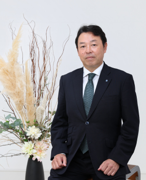 代表取締役　黒木　亮司